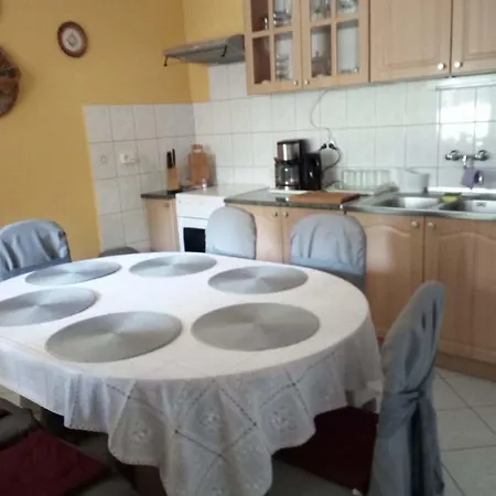 Kovirag Vendeghaz Quarto em Acomodações Particulares *